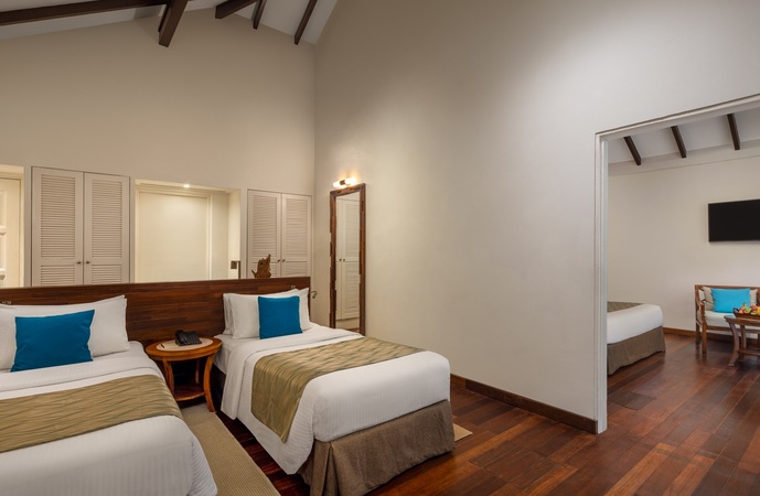 Adaaran Select Meedhupparu