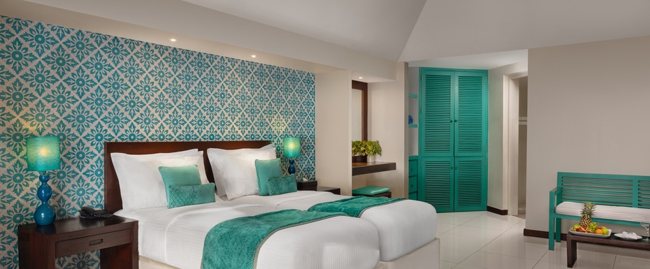 Sunset Family Beach Villa